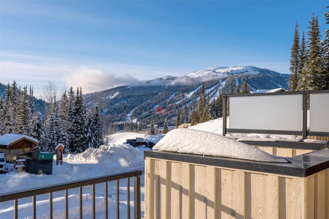 加拿大不列颠哥伦比亚省Sun Peaks的联排别墅，7000 MCGILLIVRAY LAKE，编号75526808