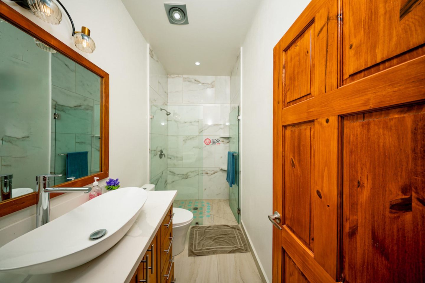 洪都拉斯海湾群岛Roatán的独栋别墅，Breathtaking Ocean View Home with Pool & Garage Coral Views Village，编号77617667