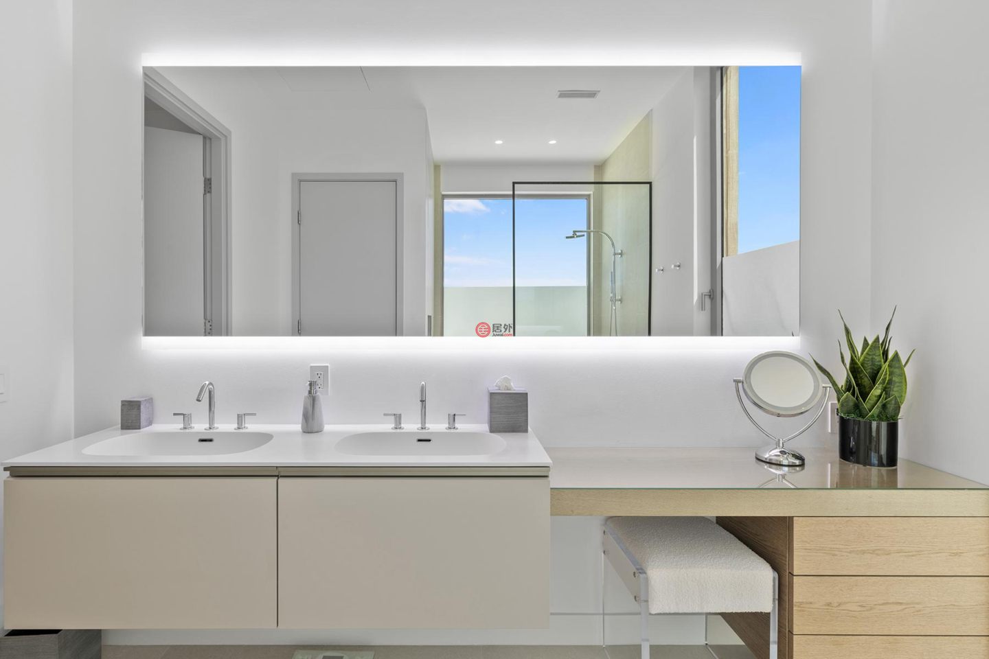 特克斯與凱科斯群島的独栋别墅，South Bank Lagoon Beach Villa 7，编号77992119