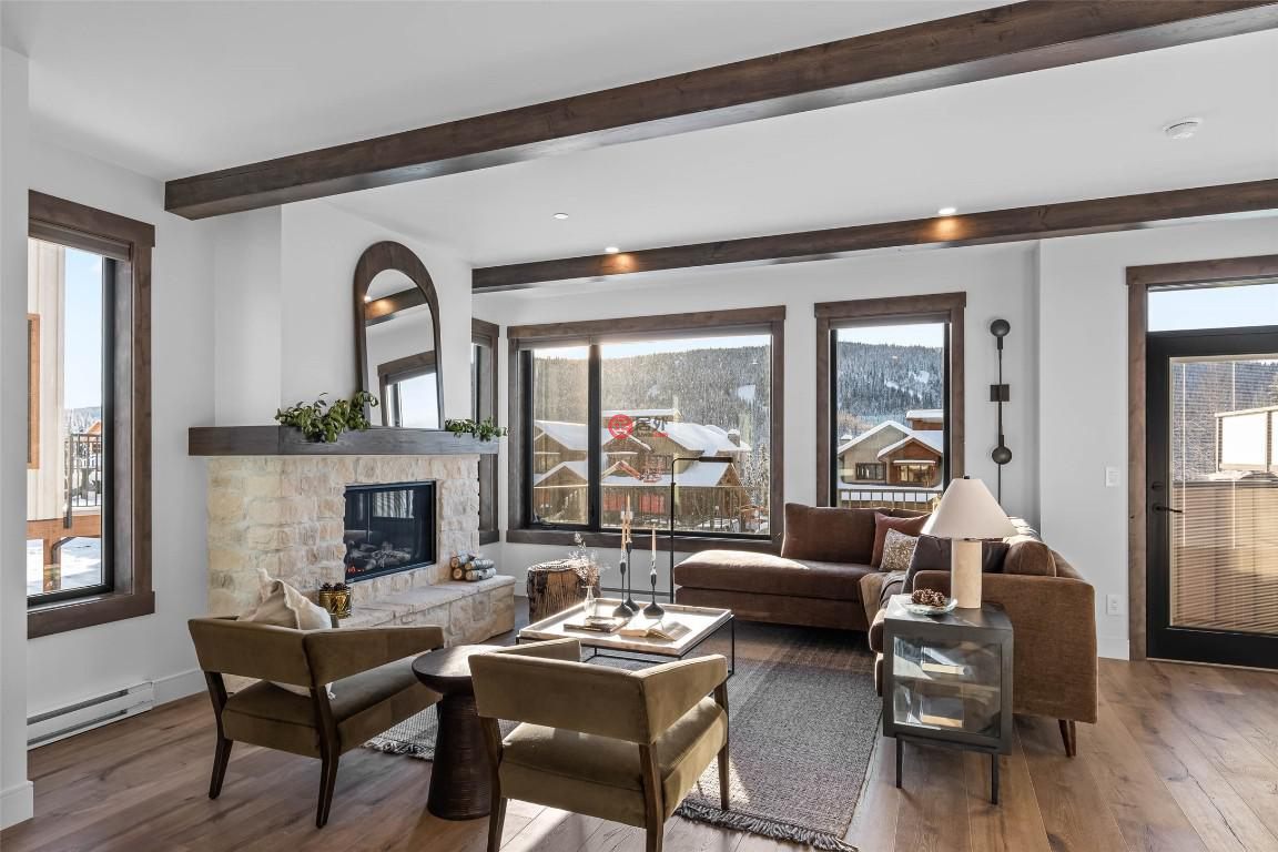 加拿大不列颠哥伦比亚省Sun Peaks的联排别墅，7000 MCGILLIVRAY LAKE，编号75529298