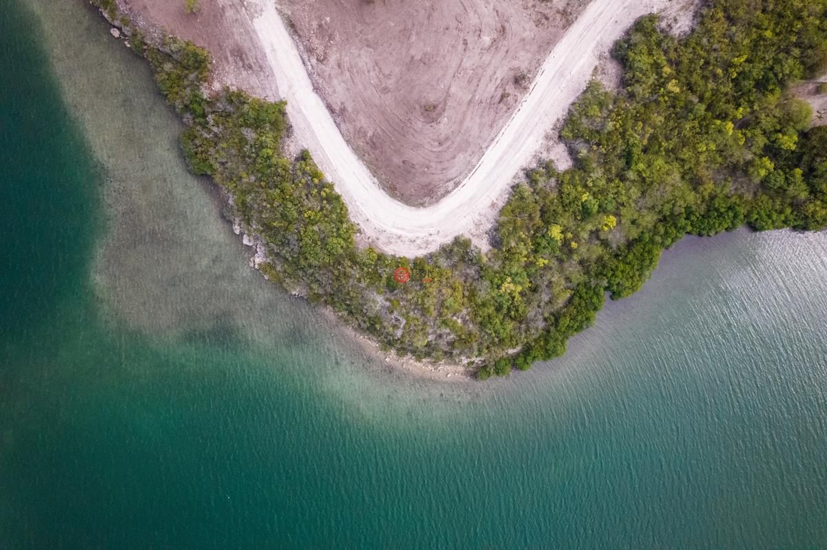 安提瓜/巴布达的住宅用地，编号63902532
