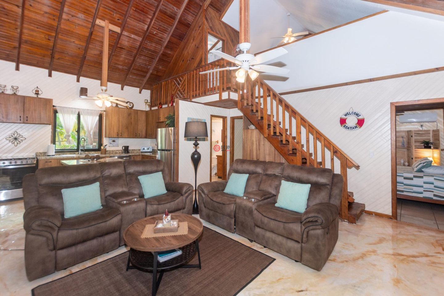 洪都拉斯海湾群岛Roatán的独栋别墅，Totally Turnkey Tropical Home in Sundancer Cabanas，编号78282837