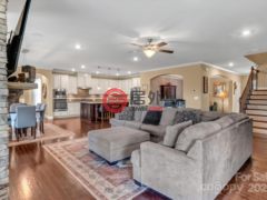 美国南卡罗来纳州米尔堡的独栋别墅，None 4071 Thames Circle，编号77670597