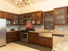 牙买加SurreySt Andrew的独栋别墅，4 Montclair Drive，编号77749669