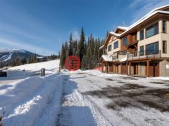 加拿大不列颠哥伦比亚省Sun Peaks的联排别墅，7000 MCGILLIVRAY LAKE，编号75529298
