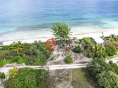 巴哈马Governors Harbour的住宅用地，Beachfront Home & Lot，编号78496141