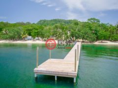 洪都拉斯海湾群岛Roatán的公寓，Oceanfront Condominium D4 Watercolors Resort 1st Floor Building D，编号76763848