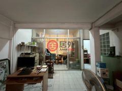 泰国Bangkok曼谷的联排别墅，16/14-15 Soi Sukhumvit 19 (Wattana) Khlong Toei Nuea Subdistrict Watthana District Bangkok，编号78419114