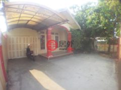 印尼Jawa BaratCibinong的独栋别墅，- Rumah Komplek Melati Jl. Dahlia Kebun Sayur，编号21476965
