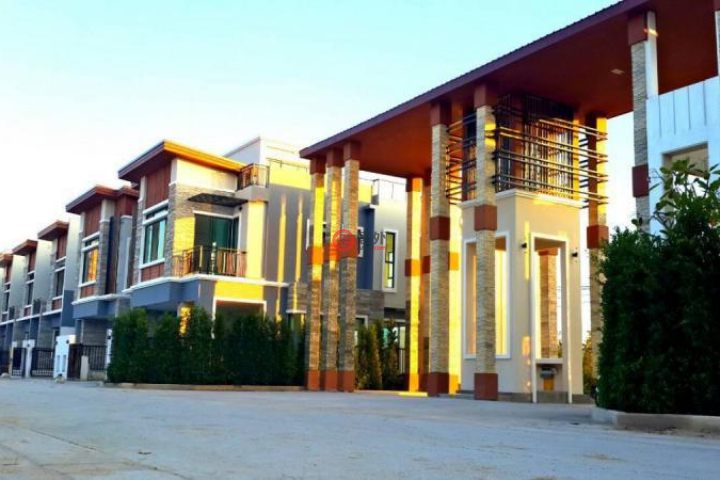 泰国佛丕府3卧3卫的房产