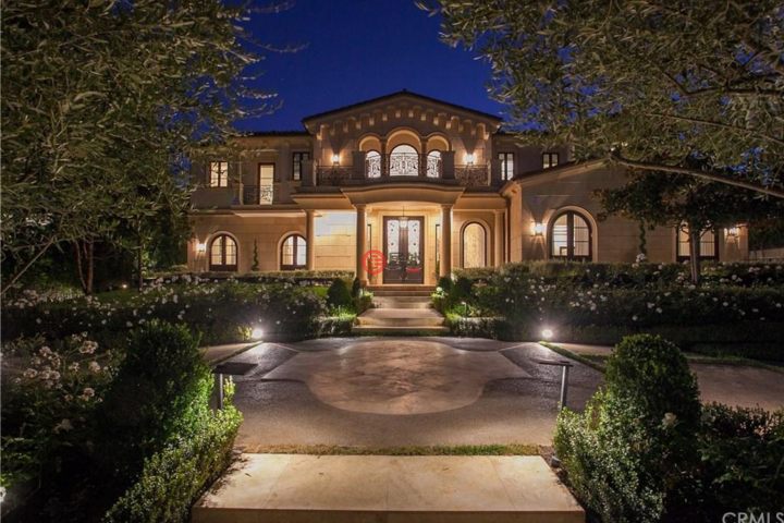 美国比佛利山庄6卧10卫的公寓