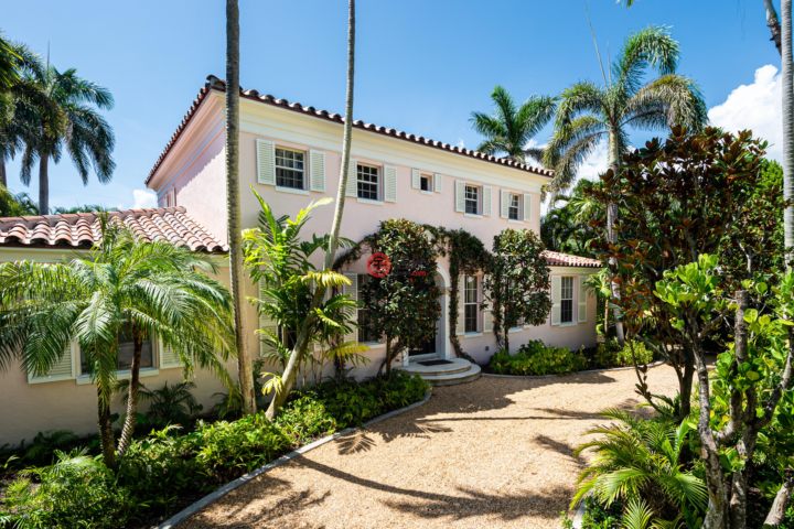 美国棕榈滩4卧4卫的独栋别墅